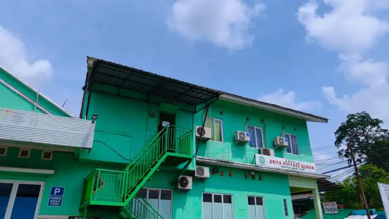 Gedung GHQ tampak samping